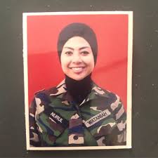 Kami yakin dan percaya yang tentera darat malaysia adalah sebuah ketampukan yang gagah dan setia walau dalam apa jua keadaan. Datuk Nurul Zahid Sahut Cabaran Abah Kini Bangga Sarung Uniform Pangkat Leftenan Nona