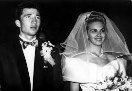 Kayserispor teknik direktörü dan petrescu, fenerbahçe mağlubiyetinin ardından, rakiplerinin maçın başından sonuna kadar. DupÄ Ratarea Cu Suedia Dan Petrescu A Fugit In Caraibe DouÄ SÄptÄmani Libertatea