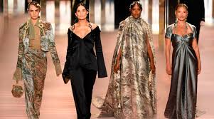 She is one of the world's most famous supermodels. Ebene Magazine Everything Is Here Demi Moore Kate Moss Christy Turlington Naomi Campbell At The Show Of The Debut Collection Of Kim Jones For Fendi Ru Ebene Magazine