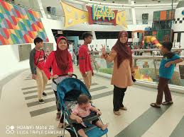 Antaranya termasuklah taman prasejarah dan taman tema mini yang direka khas di luar kawasan bangunan pusat sains negara. Kembara Minda 7 Trip Kuala Lumpur 2019 Pusat Sains Negara