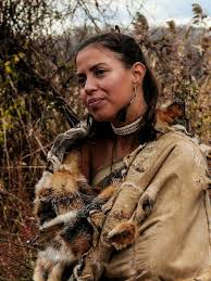 Algonquin Woman Native American Girls Native American Beauty Native American Women