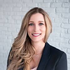 Karen Hagman's Instagram, Twitter & Facebook