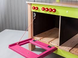 Kinderküche aus holz für den garten bauen und verspielt. So Bauen Sie Eine Kinderkuche Fur Den Garten Ratgeber Bauhaus