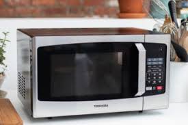 We were also really pleased with the 300 cfm venting system that features two individual speeds to get rid of smoke or odors from your cooktop. The Best Over The Range Microwave Reviews By Wirecutter