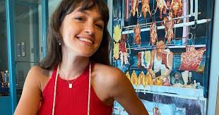 Cande vetrano tiene muchos años de carrera en televisión pese a su corta edad. Cande Vetrano Nueva Confirmada Para Masterchef Celebrity 2 Vivir En Buenos Aires