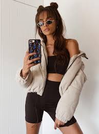 Black Biker Shorts Outfit Pinterest These Bermuda Cycling Shorts Are To Die For Sold Fashion Finestvibes Coachella Outfit Fashion Best Coachella Outfits