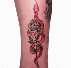 18 Tattoo Rose Rot Schwarz Red Tattoos Red Ink Tattoos Hand Tattoos For Women