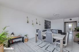 Administrateur de biens et syndic de copropriété. Vente Appartement T4 De 89m2 A Vitrolles 13127 Residence Les P