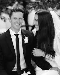 Kim Knaphus Bench (@kimbench) • Instagram photos and videos