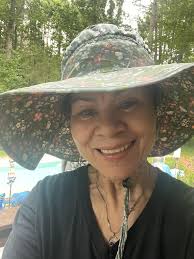 Aldi gardening hat for sun protection in Georgia