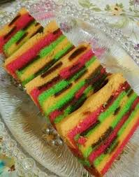 1 camca teh pewarna makanan merah, hijau dan kuning. Resepi Kek Lapis Masam Manis Bakar