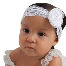 Vincha Blanca de Encaje con Flor