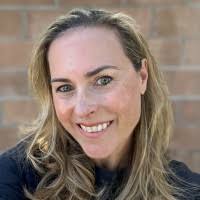 Kara Navarro's Instagram, Twitter & Facebook