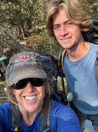 Which itinerary is better for solo travel in Slovenia and Slovakia?