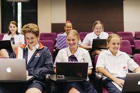 7 gregson place, caloundra (qld), 4551, australia. Caloundra Christian College High School Australia
