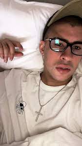 Epingle Par Marina Gardner Malik Rodriguez Sur Bad Bunny Wallpapers Bebe