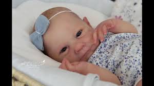 Ava by Cassie Brace reborned by Beatriz Clemente