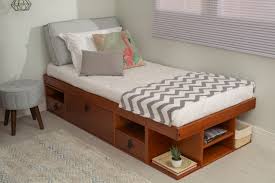 When there's only one thing on your mind it's time to raise your profile in the bedroom with our low level oak platform storage bed, designed pure and simply with sleep in mind. Platform Bed With Drawers You Ll Love In 2021 Visualhunt