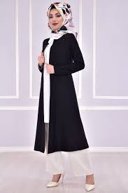 Tesetturlu Bayramlik Kombinler Modamerve 6 Tesetturlu Gelinlikler Ve Gelinlik Modelleri Moda Stilleri Gelinlik