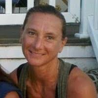 Donna Waddell's Instagram, Twitter & Facebook