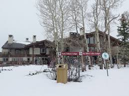 Going Places Near Far Deer Valley Utah Is Skiers Only Paradise With Retro Refined Vibe The Island Now