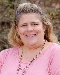 Nadia Hatch's Instagram, Twitter & Facebook