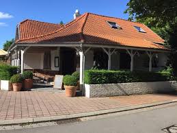 Elle peut être utilisée en salade, en soupe, dans des plats de viande, avec du fromage et la liste est infinie. Rob Nijst Review Of La Sapiniere Knokke Heist Belgium Tripadvisor