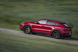 Maybe you would like to learn more about one of these? Leichtfussiges Schwergewicht Das Porsche Cayenne Gts Coupe Im Test