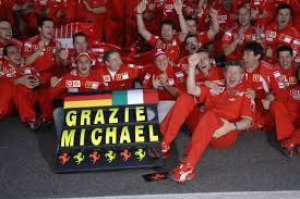 The formula one legend hit his head on a rock. Formel 1 Michael Schumacher Diese Vertrauten Pragen Die Formel 1 F1 Insider Com