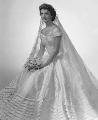 The 2021 Wedding Dress Trends You Should Know About Kennedy Wedding Dress Celebrity Wedding Dresses Celebrity Bride
