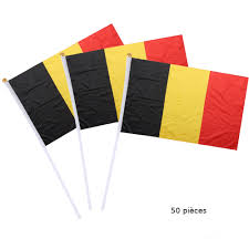 Brée (bree en néerlandais) est une ville néerlandophone de belgique située en région flamande dans la province de limbourg. Pack De 50 Mini Drapeaux Belges 14x21 Cm Vive La Belgique