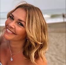 Hallo 😊 We are going to visit Taormina this evening and would like a  restaurant with good food and with a great view. Any suggestions?