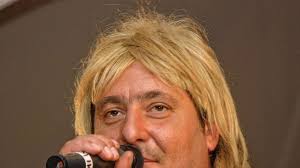 Viernheimer in den Rollen einstiger Schlagerstars