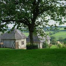 Une Visite Au Pays Du Camembert Paysage Normand Vacances Normandie Paysage France