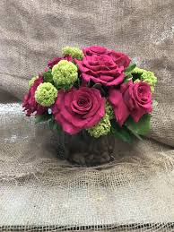 Mahalo flowers is a flower shop in los angeles. Roses For Mom By Mahalo Flowers