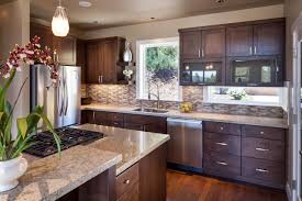 Wouldn T You Love To Cook In This Kitchen This Chic Contemporary Kitchen Features Cappuccino Sta Modern Kitchen Interiors Contemporary Kitchen Modern Kitchen