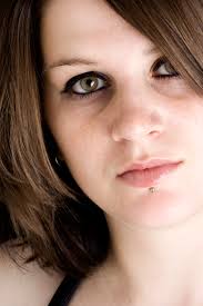 Snake bites piercing is a kind of piercing that involves a pair of piercing or a double puncture at the two ends of the lower lips. Snake Bites Piercing Girl Best Snake Bites Piercings Images In Piercing Ideas Piercings Snake Bite Piercing