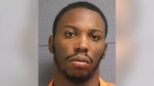 Suspect in murder of women, child charged with fleeing Detroit police