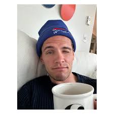 Casey Cott (@caseycott) • Instagram photos and videos