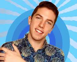 As of now, he enjoys an impressive net worth and has an extravagant lifestyle. Hyram Wiki Biography Age Family Girlfriend Facts Net Worth More