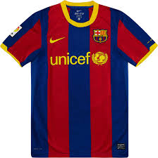 Jun 22, 2021 · speaking with super deportivo radio, the former cameroonian striker described messi as a 'god' that's ready to score more goals for the team. 2010 11 Barcelona Home Shirt Messi 10 Excellent S Classic Retro Vintage Football Shirts