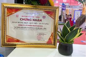 RedstarCera khẳng định giá trị gạch ốp lát cao cấp thương hiệu Việt tại  triển lãm Vietbuild 2023