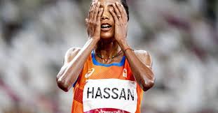 Eilish mccolgan had a quick turnaround after her 10,000m olympic qualifying performance but still ran a season's best of 4:02.12. Ha8eooo19omesm