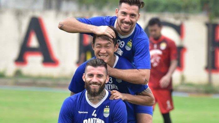 antan Pemain Persib Bandung. Oh In Kyun, Bojan Malisic, Jonathan Bauman 
