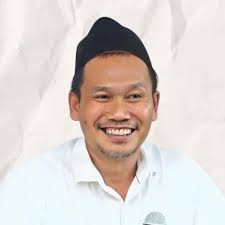 Al Makin Anak "Dukun" Kampung Yang Jadi Rektor UIN Sunan Kalijaga