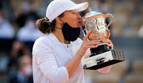 About 67 days ago | associated press barty. French Open Sensationssiegerin Swiatek Verzaubert Die Tennis Welt Iga Manie Nicht Nur In Polen