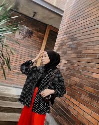 40+ trend terbaru muslimah baju untuk dinner tema glamour. 2020 Makin Keren Ini 7 Trik Gaya Vintage Hijab Ala Selebgram Bukareview