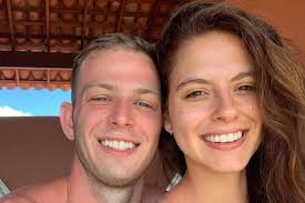 Noivo de alagoana que morreu na Tailândia lamenta em carta