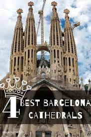 Connected letters w+o+w in a blue tray. Jawaban Sagrada Familia 14 Masnurul
