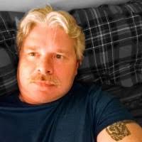 10+ "Larry Nick" profiles